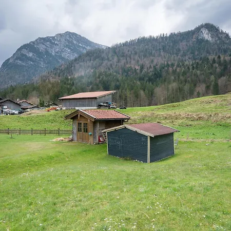 Apartment Place In The Bavarian Mountains Schneizlreuth
